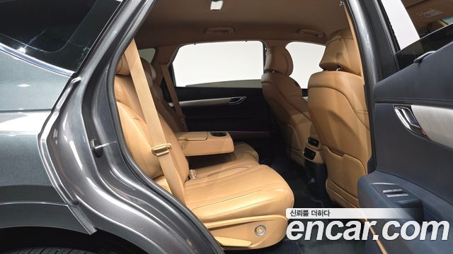 Genesis GV80 2022 — photo 17