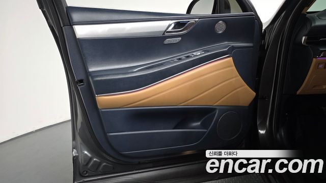 Genesis GV80 2022 — photo 14