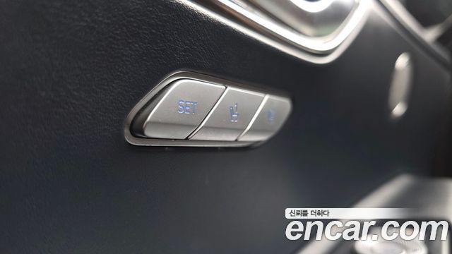 Genesis GV80 2022 — photo 27