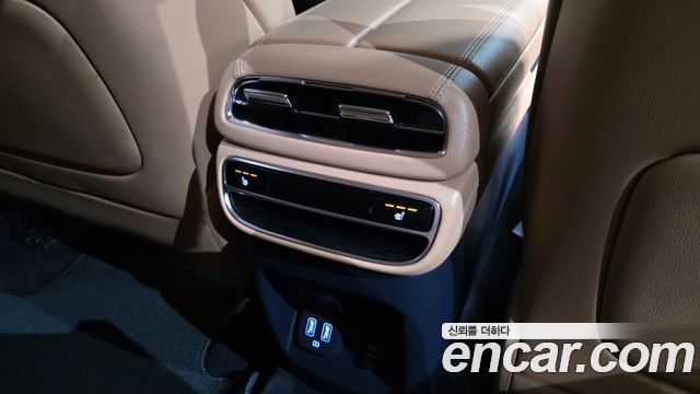 Genesis GV80 2022 — photo 31