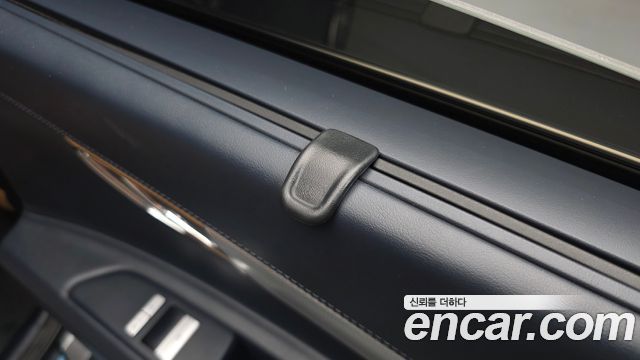 Genesis GV80 2022 — photo 32