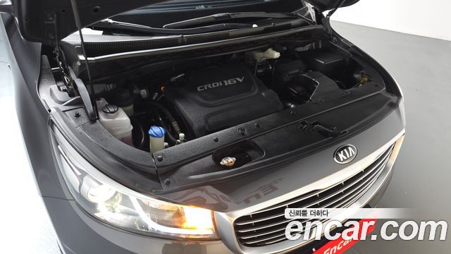 Kia Canival 2015 — photo 6