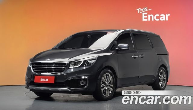 Kia Canival 2015 — photo 1