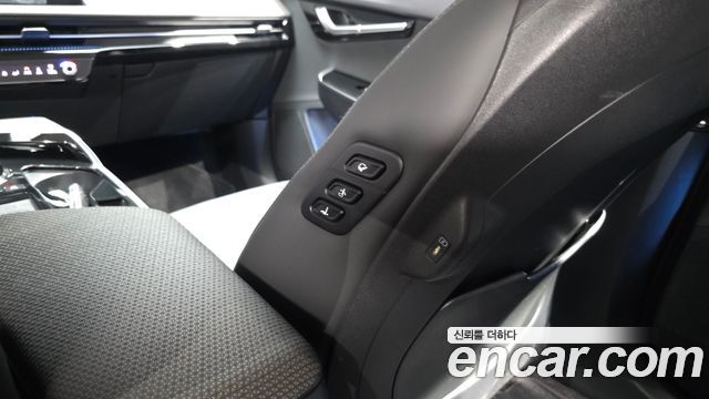 Kia EV6 2022 — photo 28