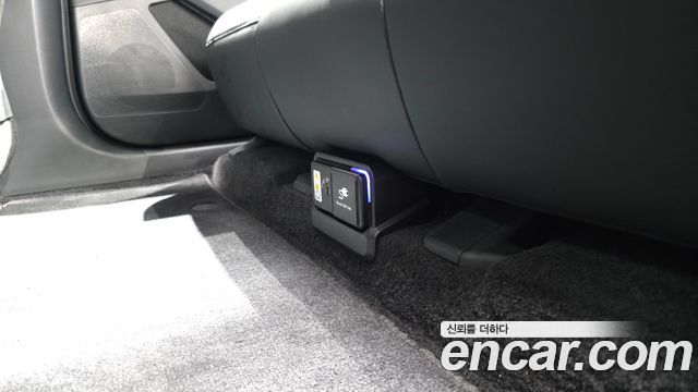 Kia EV6 2022 — photo 31