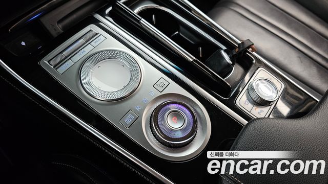 Genesis GV80 2020 — photo 9
