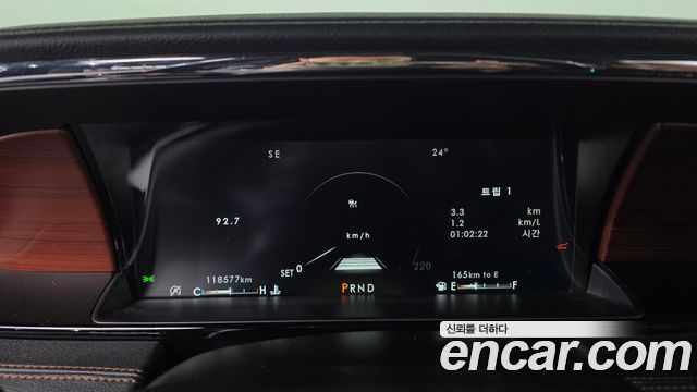 Lincoln Navigator 2021 — photo 11