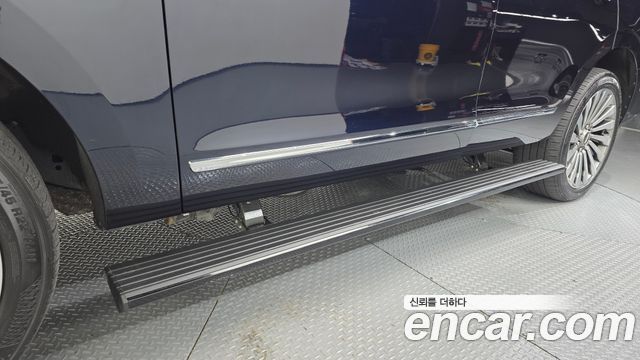 Lincoln Navigator 2021 — photo 28
