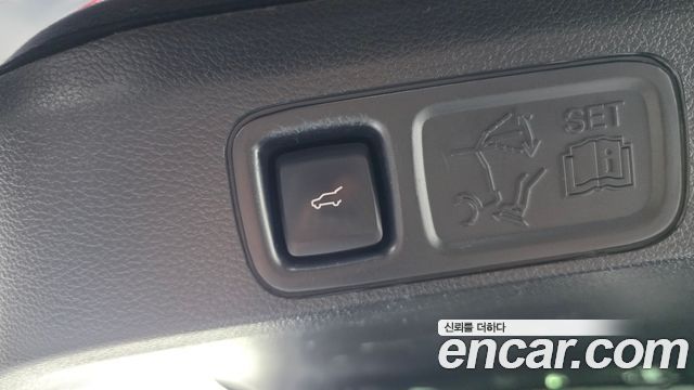 Lincoln Navigator 2021 — photo 31