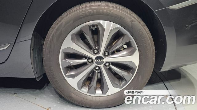 Kia K8 2022 — photo 7