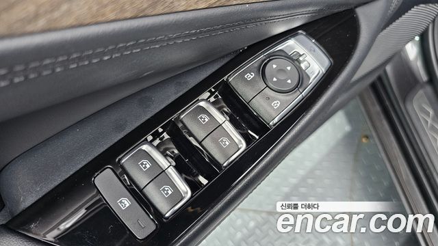Kia K8 2022 — photo 27