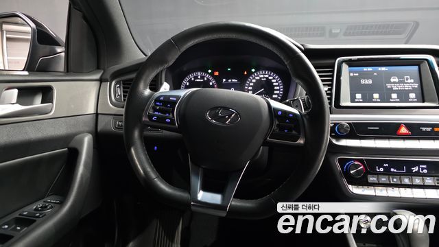 Hyundai Sonata 2018 — photo 13