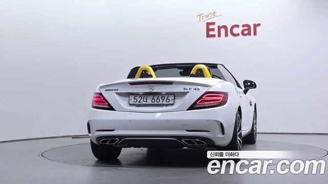 Mercedes-Benz SLC-Class 2018 — photo 4