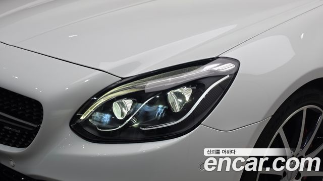 Mercedes-Benz SLC-Class 2018 — photo 8