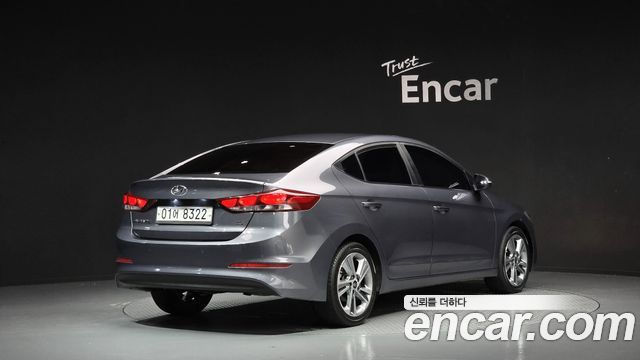 Hyundai AVANTE 2018 — photo 2