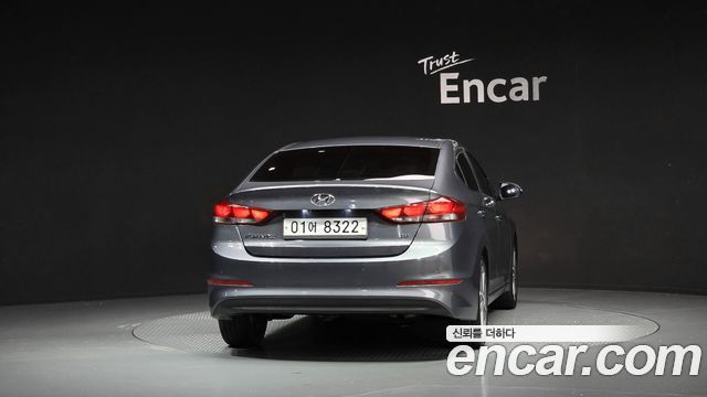 Hyundai AVANTE 2018 — photo 4