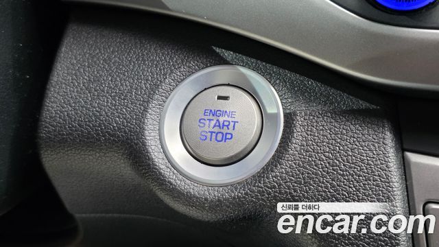 Hyundai AVANTE 2018 — photo 20