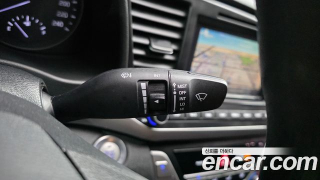 Hyundai AVANTE 2018 — photo 29