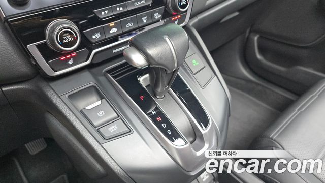 Honda CR-V 2019 — photo 11