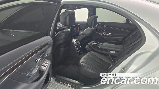 Mercedes-Benz S-Class 2015 — photo 12