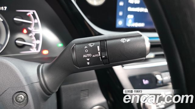 Lexus ES 2024 — photo 37