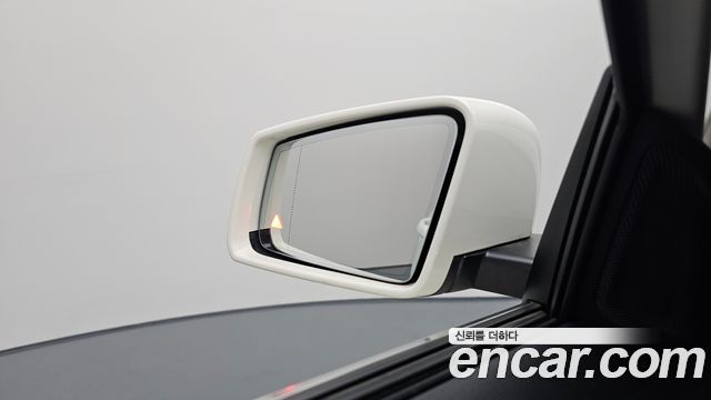 Mercedes-Benz GLA-Class 2018 — photo 29