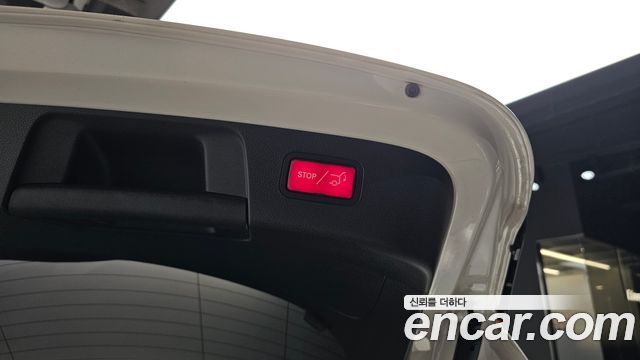 Mercedes-Benz GLA-Class 2018 — photo 31