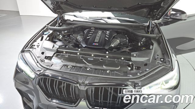 BMW X6M 2021 — photo 6
