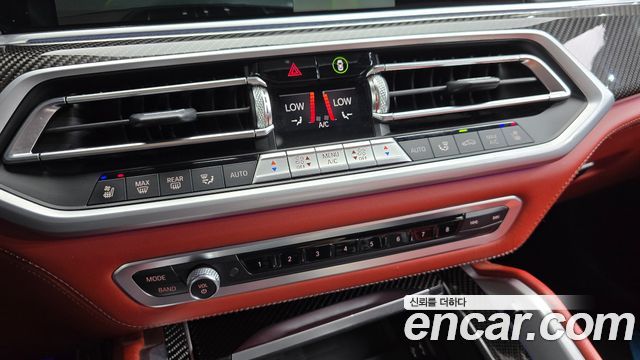 BMW X6M 2021 — photo 29