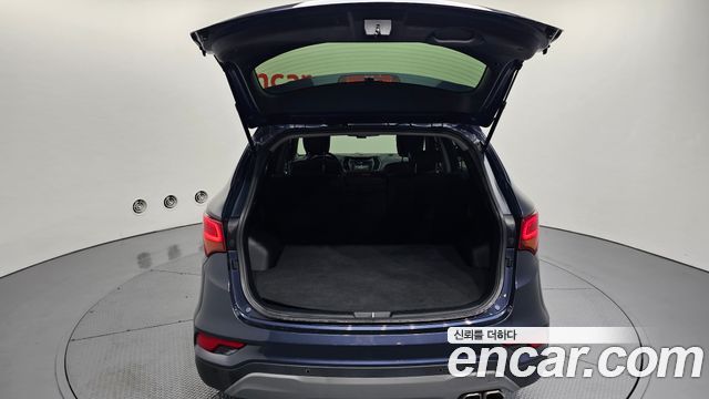 Hyundai Santafe 2018 — photo 20