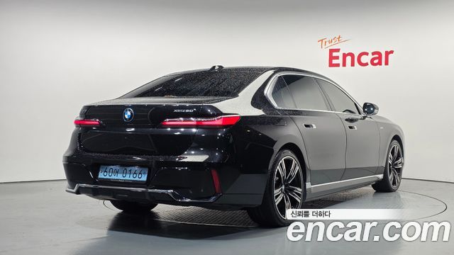 BMW i7 2024 — photo 2