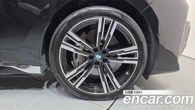 BMW i7 2024 — photo 5