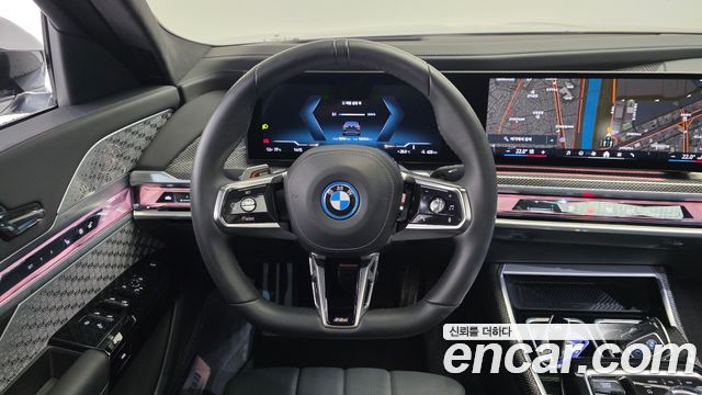 BMW i7 2024 — photo 19
