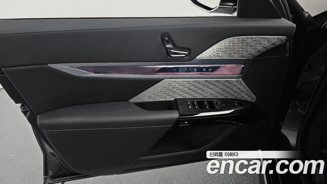 BMW i7 2024 — photo 14