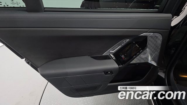 BMW i7 2024 — photo 15