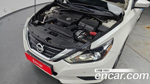 Nissan Altima 2017 — photo 6