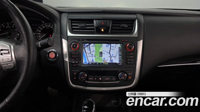 Nissan Altima 2017 — photo 16