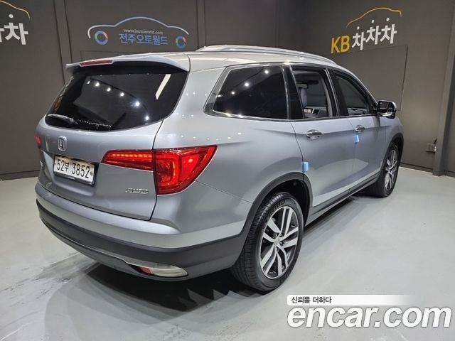 Honda Pilot 2018 — photo 3