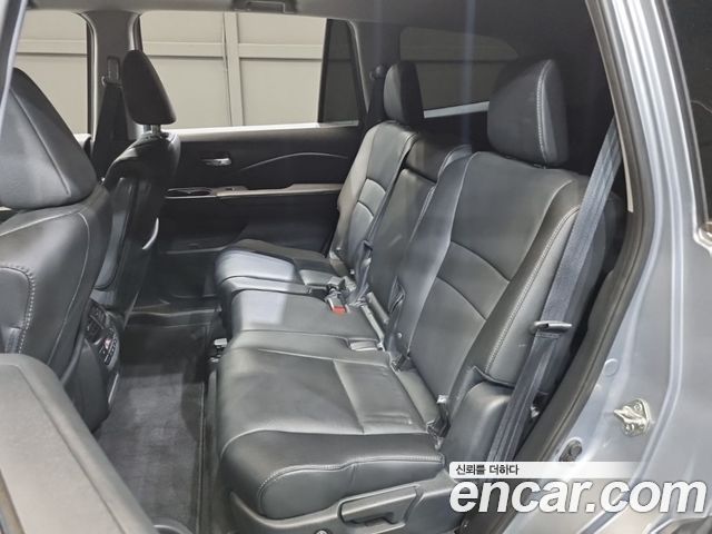 Honda Pilot 2018 — photo 16