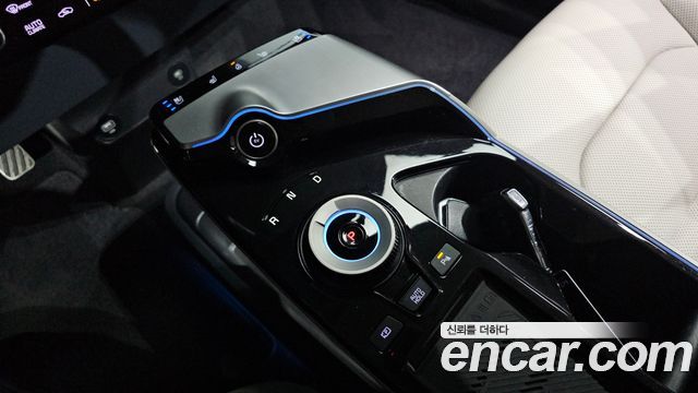 Kia EV6 2023 — photo 9