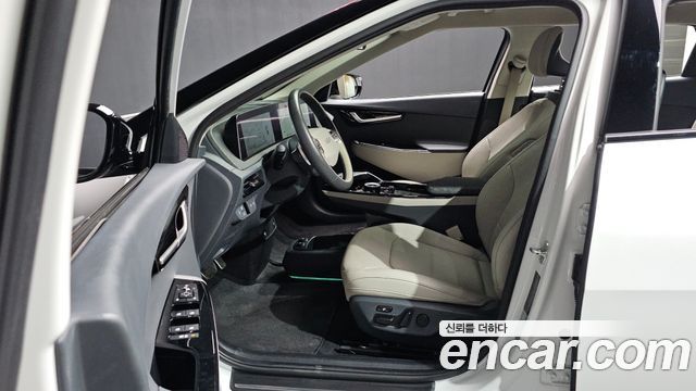 Kia EV6 2023 — photo 10