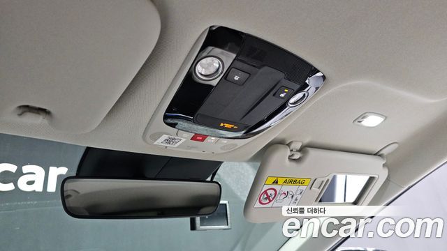 Kia EV6 2023 — photo 17