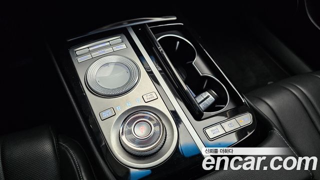 Genesis G80 2022 — photo 9