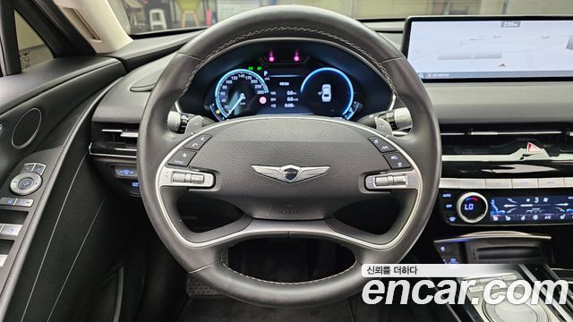 Genesis G80 2022 — photo 13