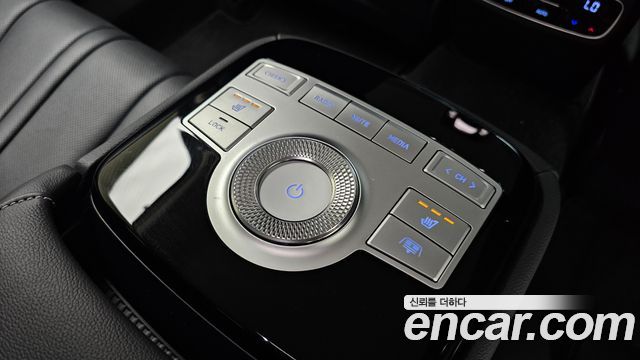 Genesis G80 2022 — photo 18
