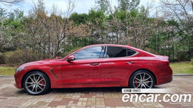 Genesis G70 2019 — photo 1