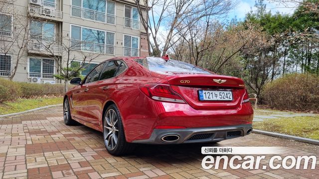 Genesis G70 2019 — photo 2