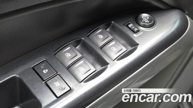 Chevrolet Korea Colorado 2020 — photo 28