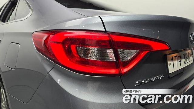 Hyundai Sonata 2015 — photo 9