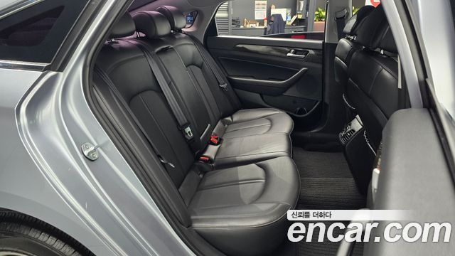 Hyundai Sonata 2015 — photo 16